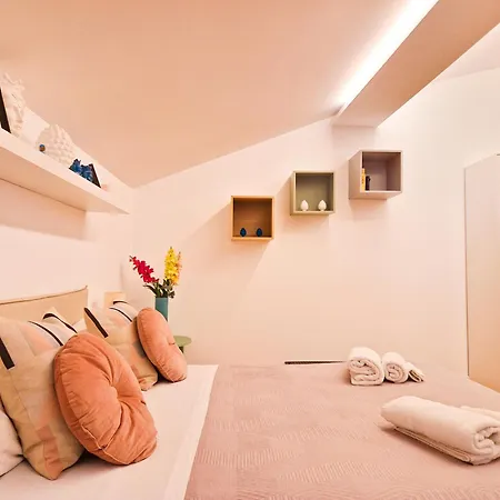 Quintessenza Marina Apartment *